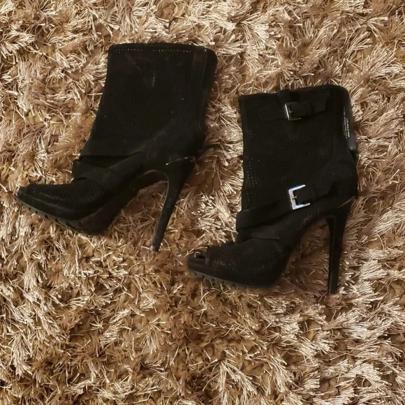 JUICY Couture heeled boots size 6 - Picture 1 of 9